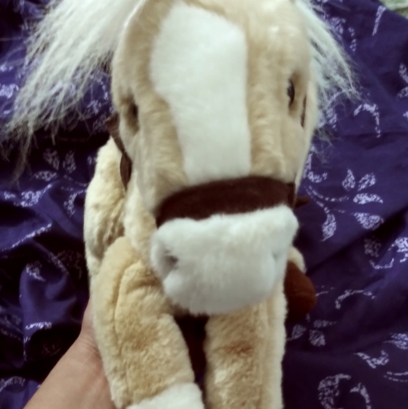 Legendary Wells Fargo LIGHTNING plush toy 2010 - Picture 3 of 5